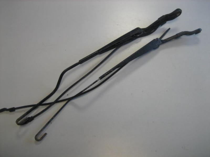 Braccio tergicristallo anteriore IVECO DAILY FOURGON 1999 Diésel - 1