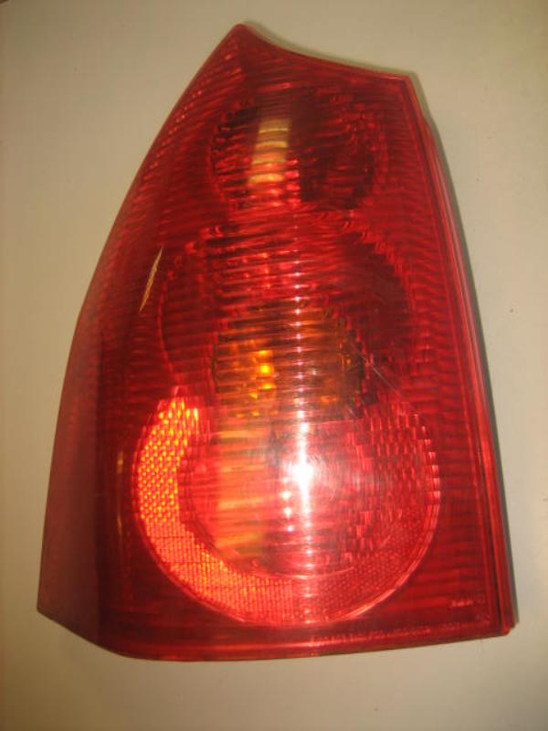 Fanale posteriore principale sinistro (luci) PEUGEOT 307 PHASE 1 BREAK Diésel - 1