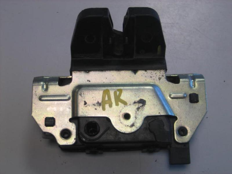 Serratura portellone posteriore OPEL ASTRA H PHASE 1 Diésel - 1