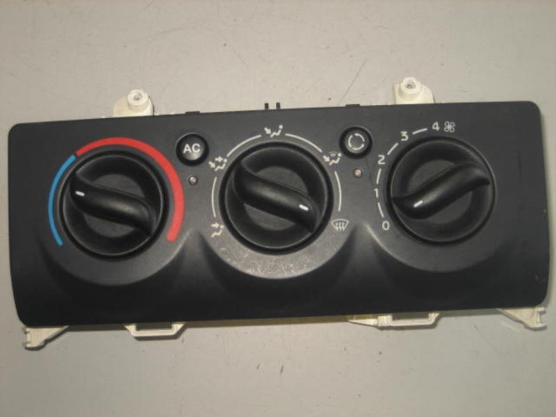 Commande chauffage RENAULT CLIO 2 PHASE 2 Essence - 1