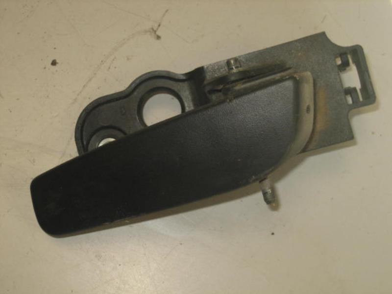 Maniglia interna posteriore destra PEUGEOT BIPPER Diésel - 1