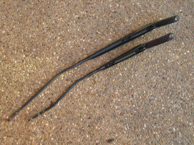 Braccio tergicristallo anteriore RENAULT LAGUNA 3 PHASE 1 Diésel - 1