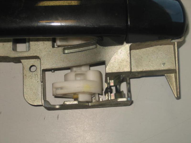 Maniglia portiera posteriore destra PEUGEOT 407 PHASE 1 Diésel - 1
