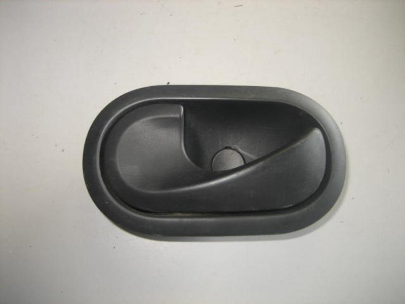 Maniglia interna posteriore sinistra RENAULT SCENIC 2 PHASE 1 Diésel - 1