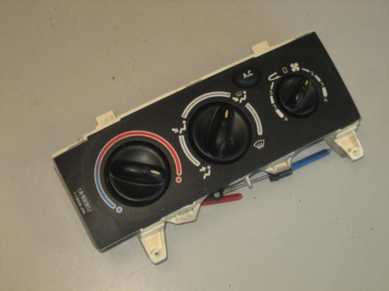 Commande chauffage RENAULT MEGANE 1 PHASE 2 Essence - 1