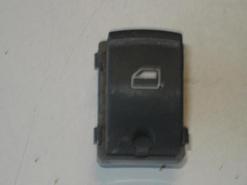Interruttore lavacristalli posteriore destro AUDI A6 3 PHASE 1 Diésel - 1