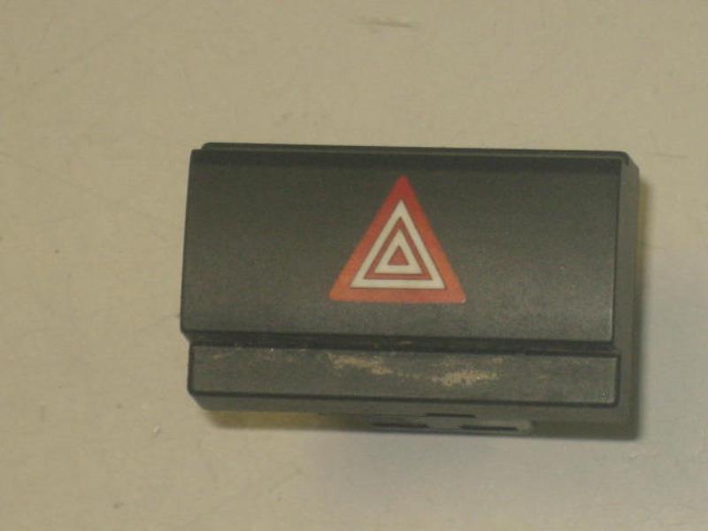 Bouton de warning CITROEN JUMPY 3 XS Diesel - 1
