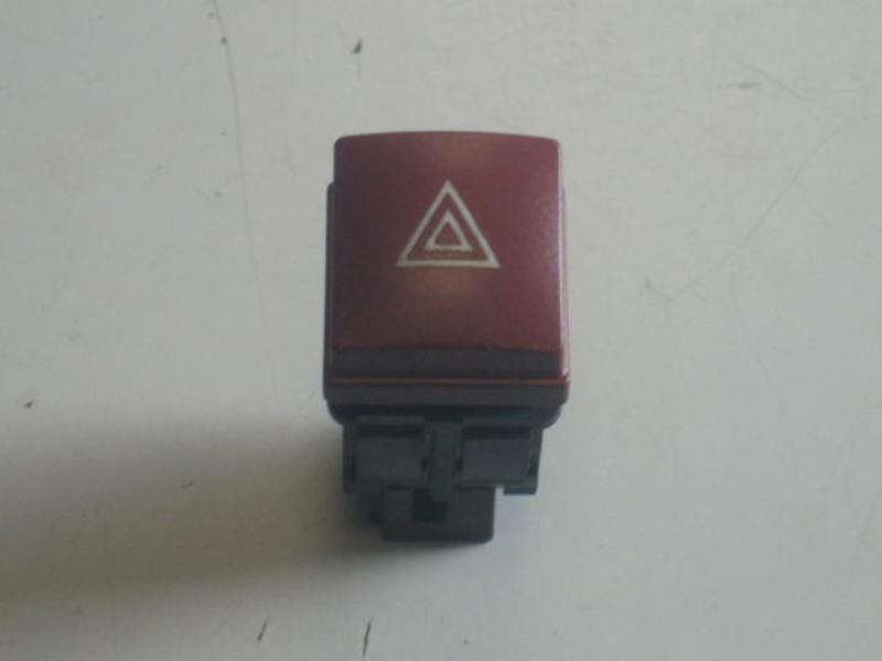 Bouton de warning PEUGEOT 206+ Diesel - 1