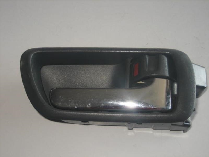 Maniglia interna anteriore destra TOYOTA COROLLA VERSO 2 PHASE 1 Diésel - 1