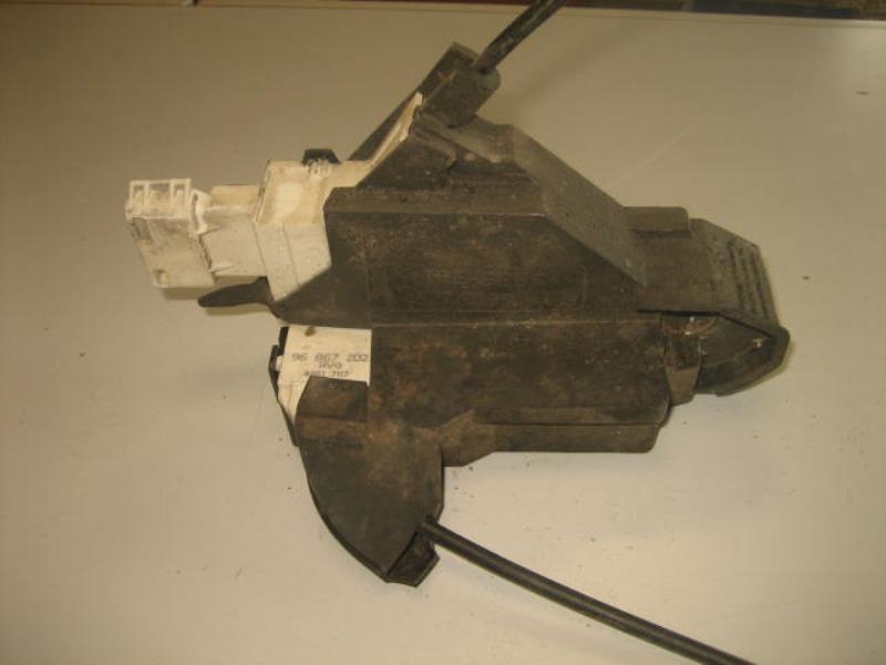 Serrure avant gauche CITROEN C4 1 PHASE 2 COUPE Diesel - 1