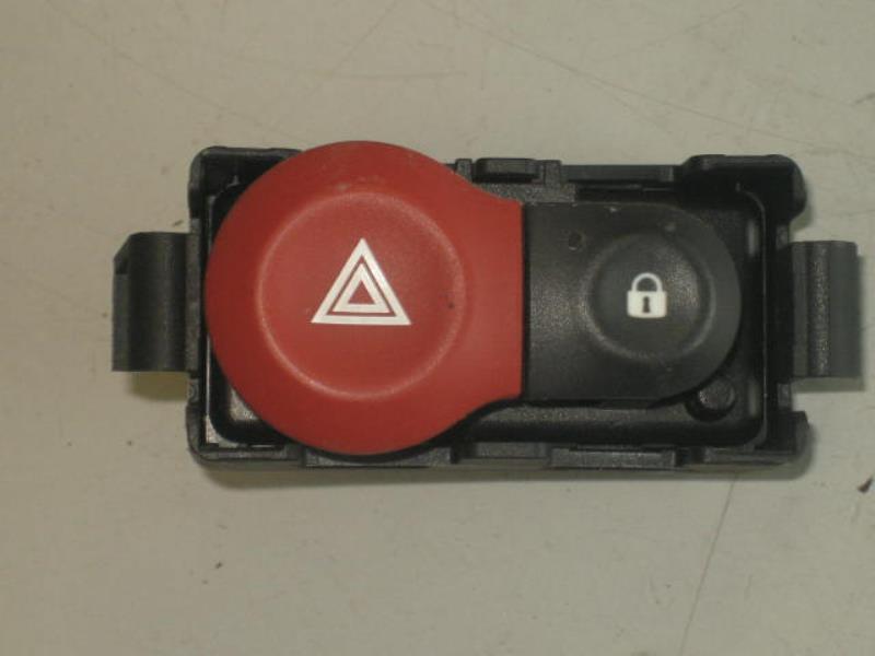 Bouton de warning RENAULT MODUS PHASE 1 Diesel - 1
