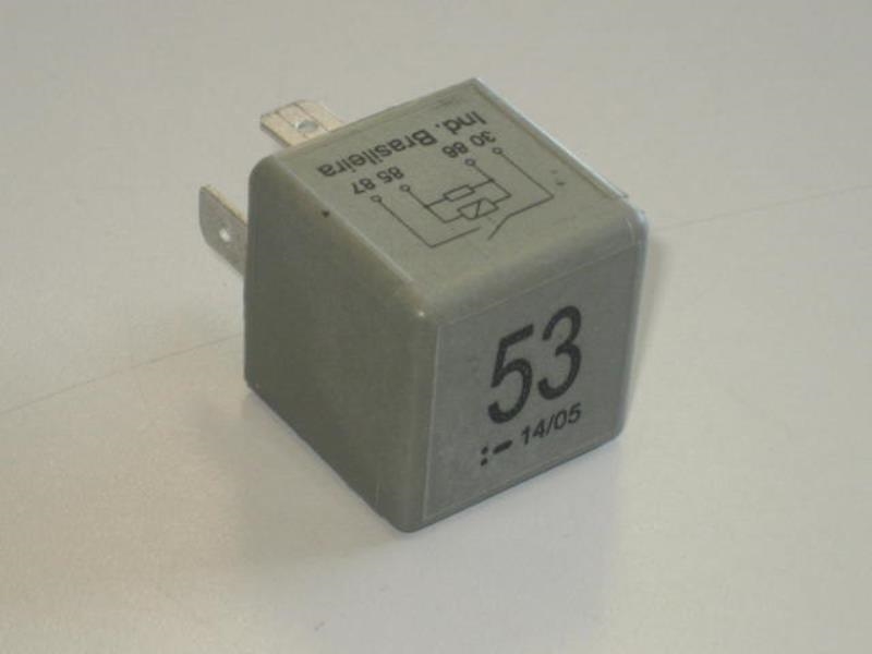 Relais electrique VOLKSWAGEN FOX Diesel - 1