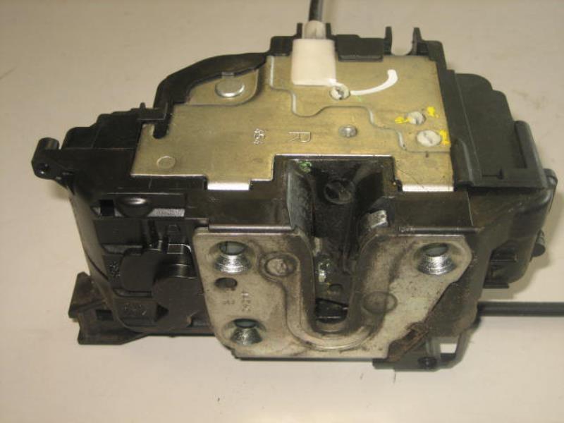 Serrure avant droit RENAULT MODUS PHASE 1 Diesel - 1