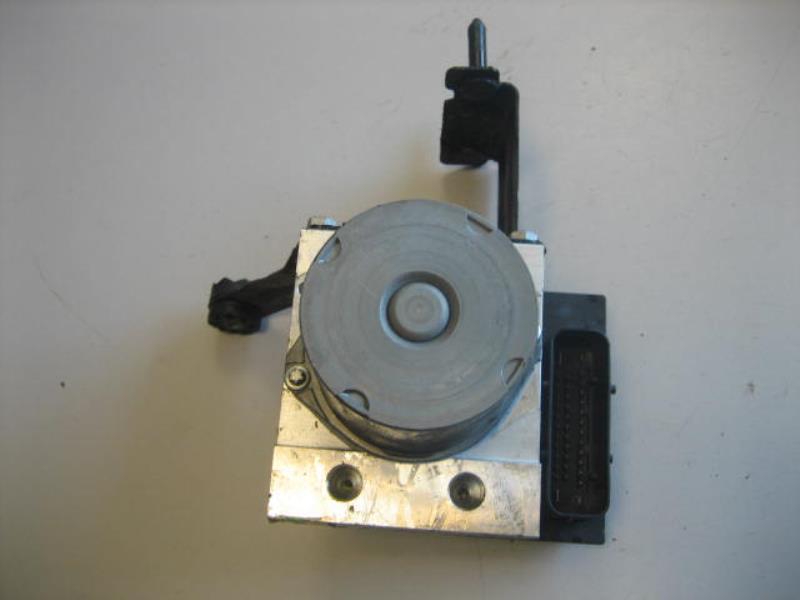 Blocco ABS (antibloccaggio freni) BMW X3 E83 PHASE 1 Diésel - 1