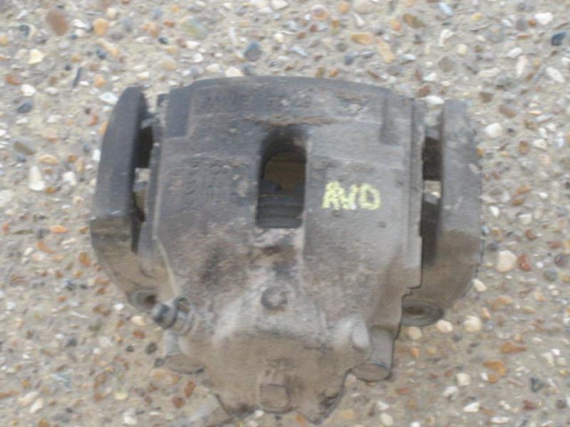 Pinza freni anteriore destra BMW X3 E83 PHASE 1 Diésel - 1