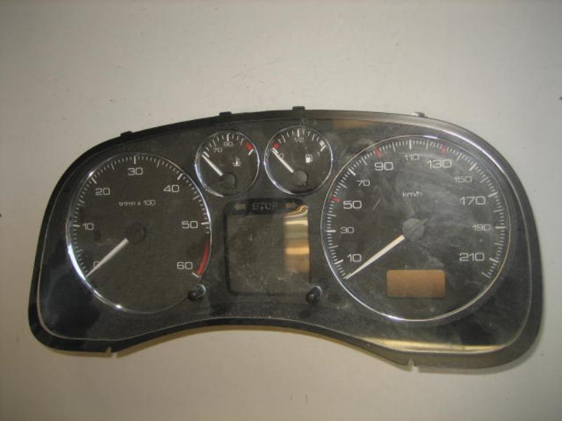 Compteur PEUGEOT 307 PHASE 1 Diesel - 1