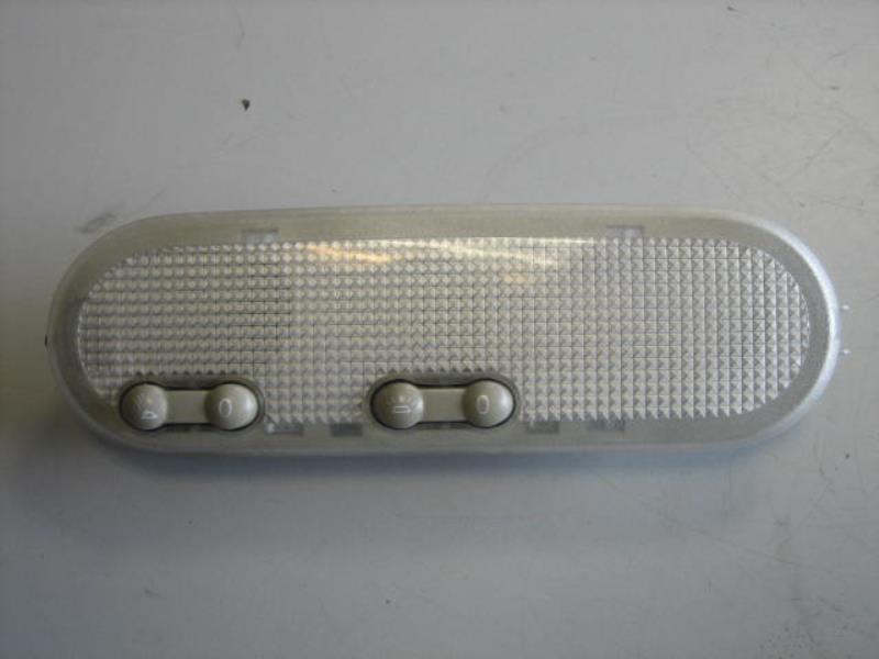 Eclairage de plafonnier RENAULT CLIO 3 PHASE 1 Diesel - 1