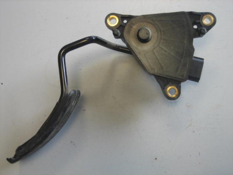 Pedale d'accelerateur RENAULT CLIO 3 PHASE 1 Diesel - 1