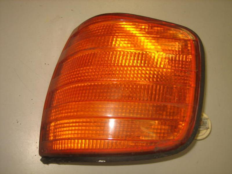 Gruppo ottico anteriore secondario sinistro (luci)(freccia) MERCEDES CLASSE S W126 PHASE 2 Gasolina - 1