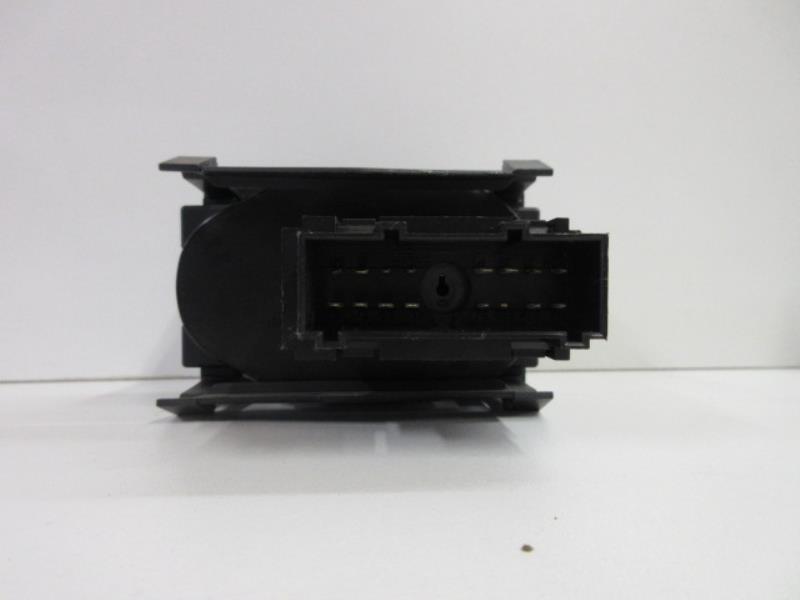 Commande de phare FORD FIESTA 5 PHASE 2 Essence - 1