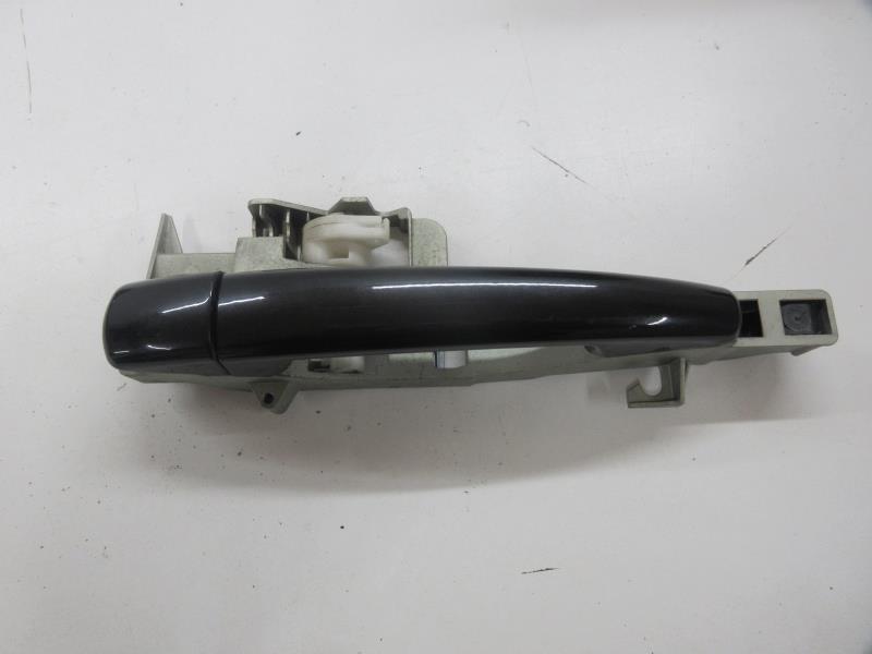 Maniglia portiera posteriore sinistra PEUGEOT 407 PHASE 1 Diésel - 1