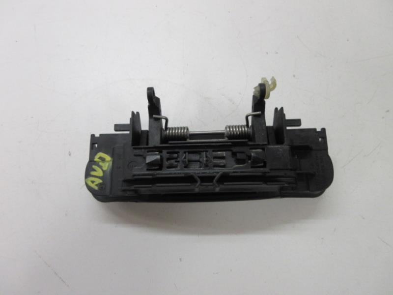 Poignee porte avant droit AUDI A4 2 AVANT PHASE 2 BREAK Diesel - 1