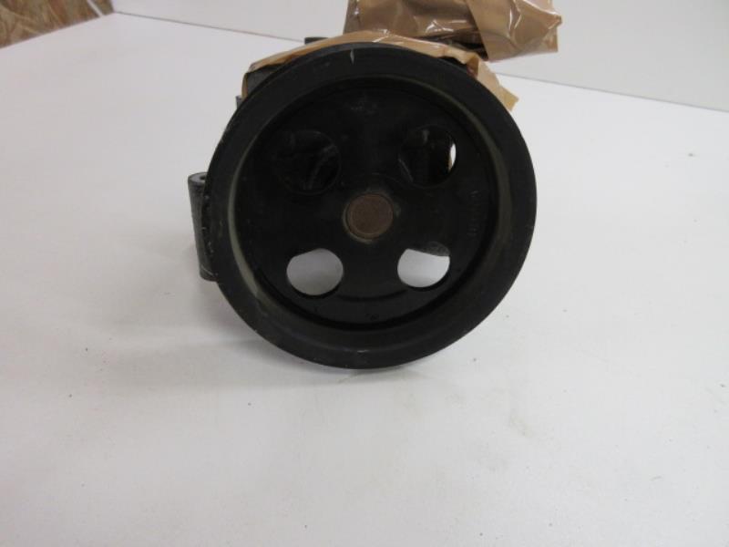 Pompe de direction FORD FIESTA 5 PHASE 2 Essence - 1