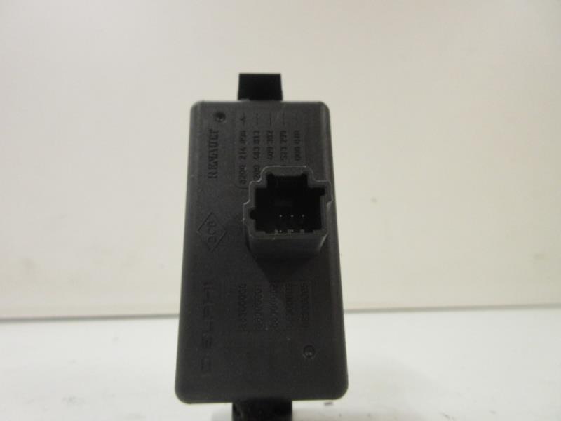 Bouton de warning RENAULT KANGOO 2 PHASE 1 Diesel - 1