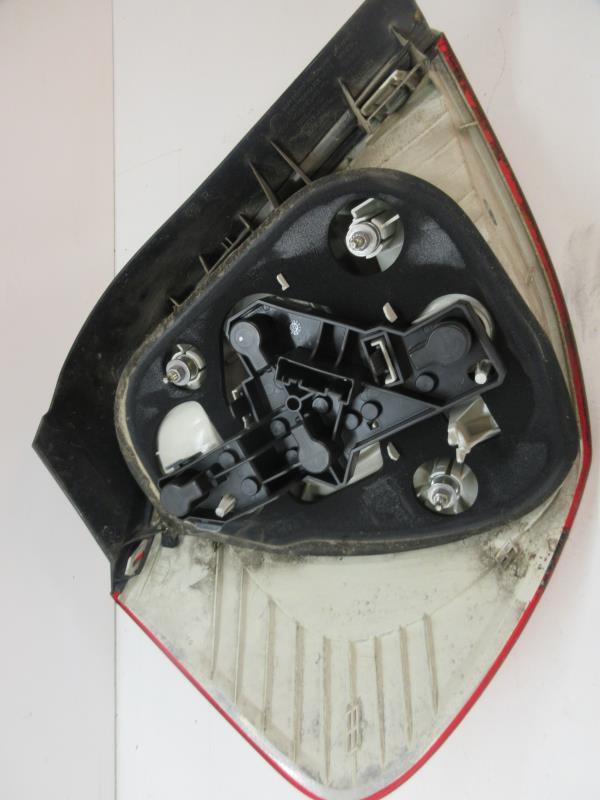 Fanale posteriore principale destro (luci) BMW SERIE 1 E87 PHASE 1 Diésel - 1