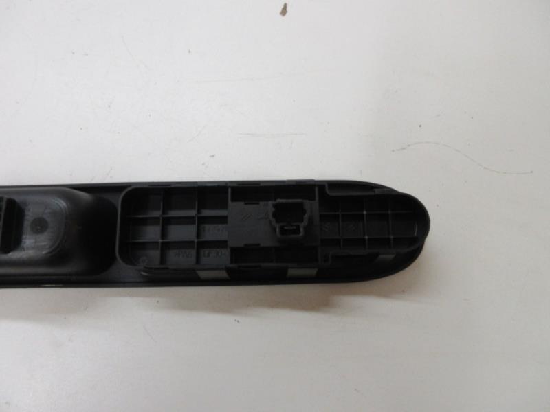 Interruttore lavacristalli anteriore destro PEUGEOT 307 PHASE 1 Diésel - 1