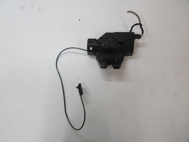 Serrure de coffre BMW SERIE 1 E87 PHASE 1 Diesel - 1