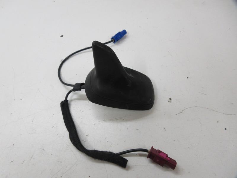 Antenne AUDI A4 3 AVANT PHASE 1 BREAK Diesel - 1