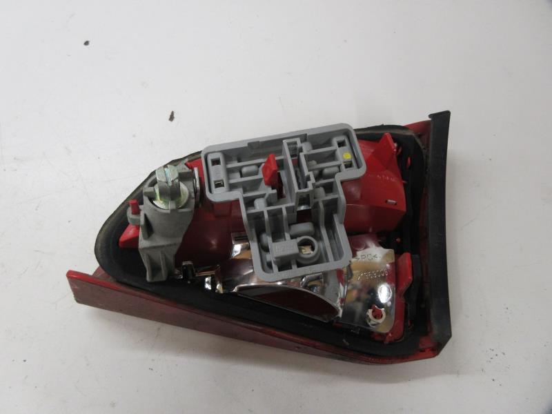 Feu arriere secondaire gauche (feux) AUDI A4 3 AVANT PHASE 1 BREAK Diesel - 1