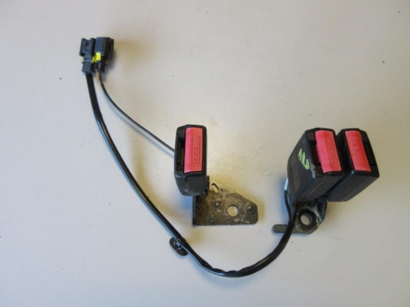 Aggancio cintura sicurezza posteriore centrale PEUGEOT 207 PHASE 1 Diésel - 1