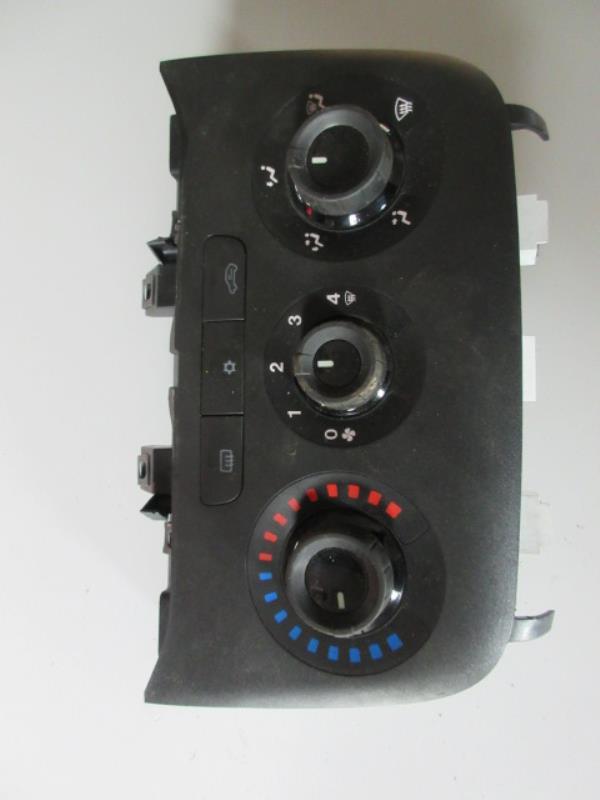 Commande chauffage FIAT PUNTO 3 Diesel - 1