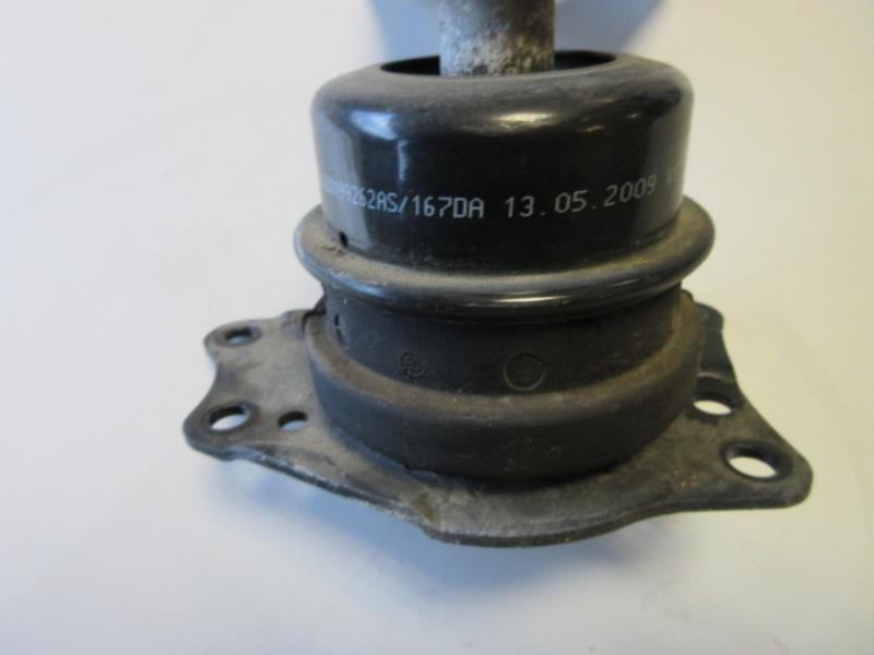 Support moteur droit VOLKSWAGEN FOX Essence - 1