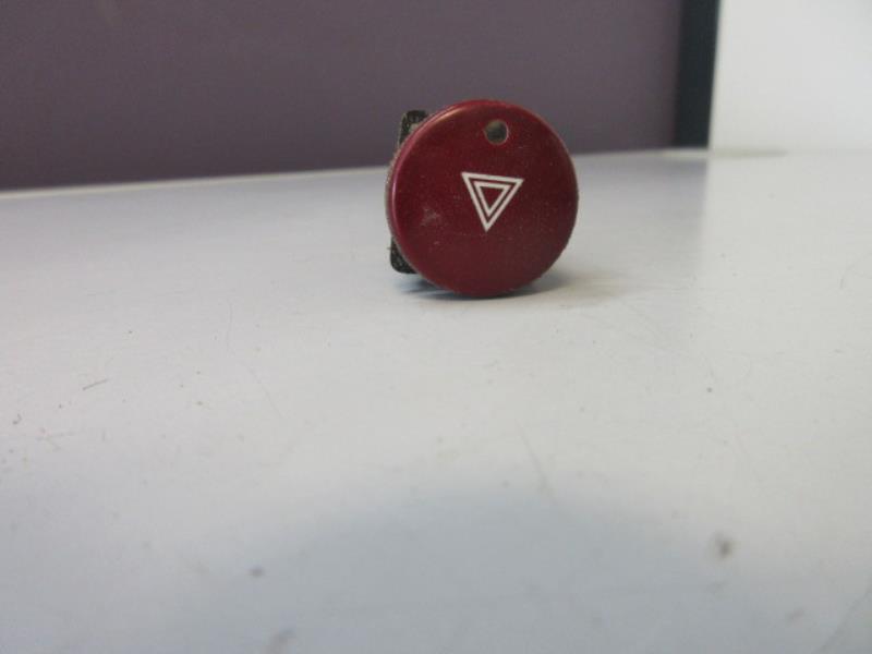 Bouton de warning CITROEN BERLINGO 1 PHASE 2 Diesel - 1