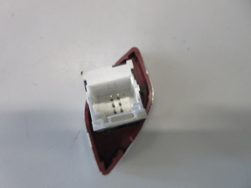 Bouton de warning CITROEN C3 2 PHASE 1 Essence - 1