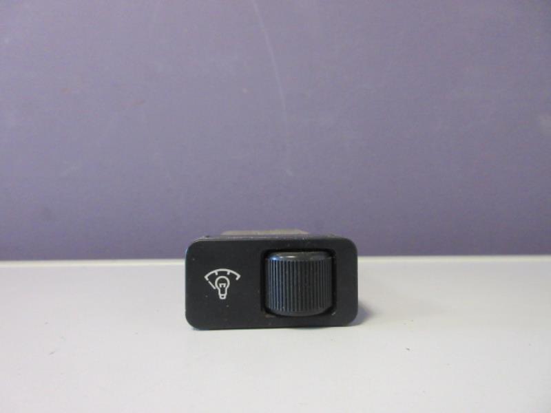 Commande de reglage hauteur de phare MAZDA 323 4 PHASE 1 Essence - 1