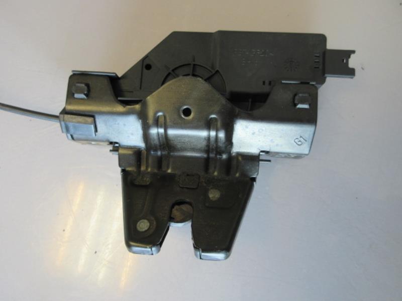 Serrure de coffre BMW SERIE 3 E90 PHASE 1 Diesel - 1