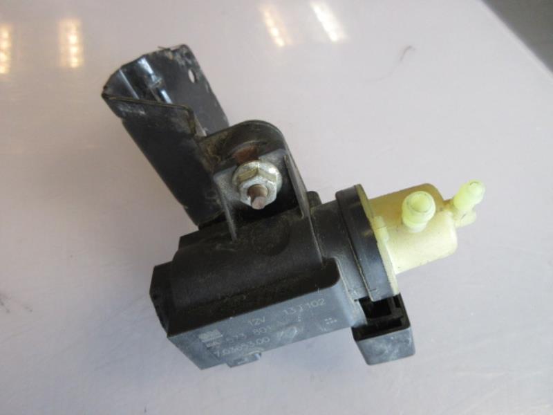 Pompe lave glace arriere OPEL CORSA D PHASE 2 Diesel - 1