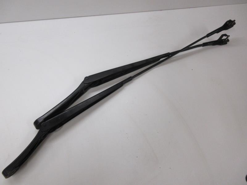 Braccio tergicristallo anteriore VOLKSWAGEN GOLF 5 Diésel - 1