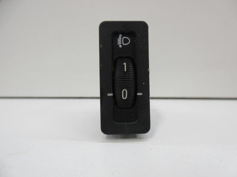 Commande de reglage hauteur de phare BMW SERIE 3 E36 COMPACT Diesel - 1