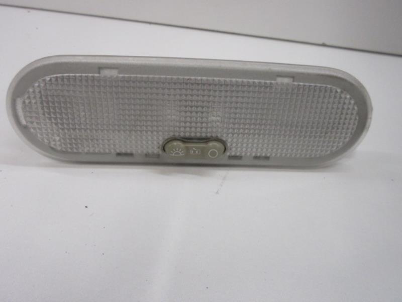 Luce di cortesia NISSAN MICRA 3 PHASE 1 Gasolina - 1