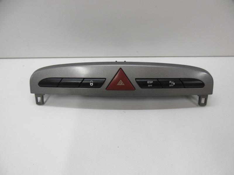 Interruttore luci emergenza PEUGEOT 308 1 SW PHASE 1 BREAK Diésel - 1