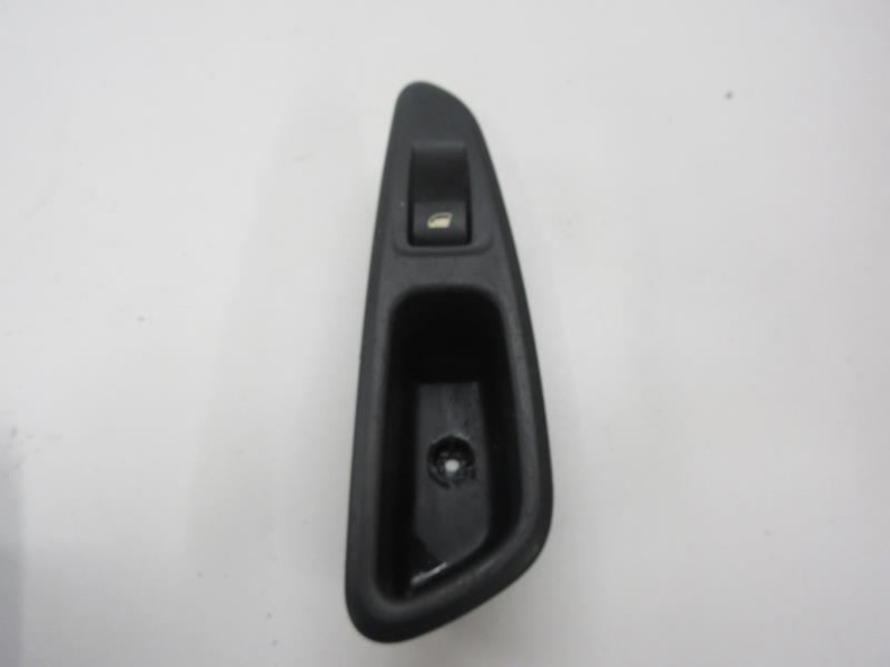 Interruttore lavacristalli posteriore sinistro PEUGEOT 308 1 SW PHASE 1 BREAK Diésel - 1