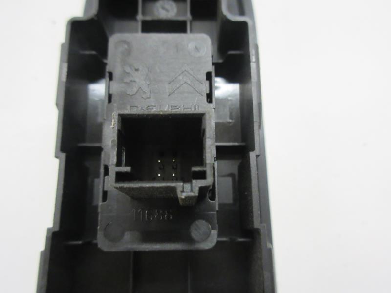 Interruttore lavacristalli anteriore destro PEUGEOT 308 1 SW PHASE 1 BREAK Diésel - 1