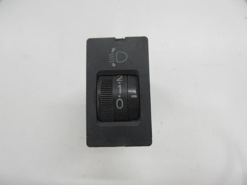 Commande de reglage hauteur de phare TOYOTA PICNIC Diesel - 1