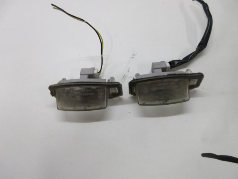 Eclairage de plaque PEUGEOT 4007 Diesel - 1