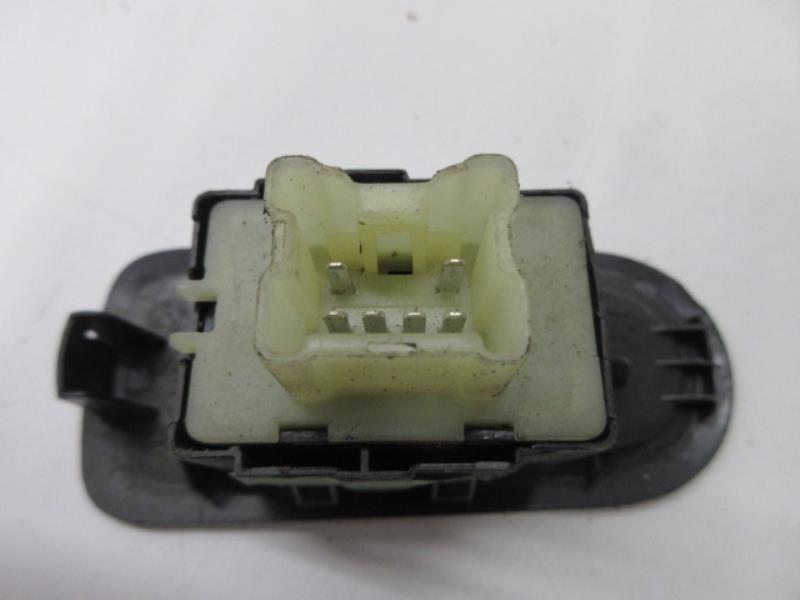 Interruttore lavacristalli posteriore sinistro DACIA DUSTER 1 PHASE 2 Diésel - 1